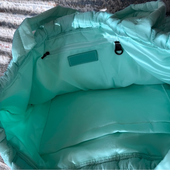 Free People FP Movement CLOUD 9 TOTE NWT - Picture 4 of 9